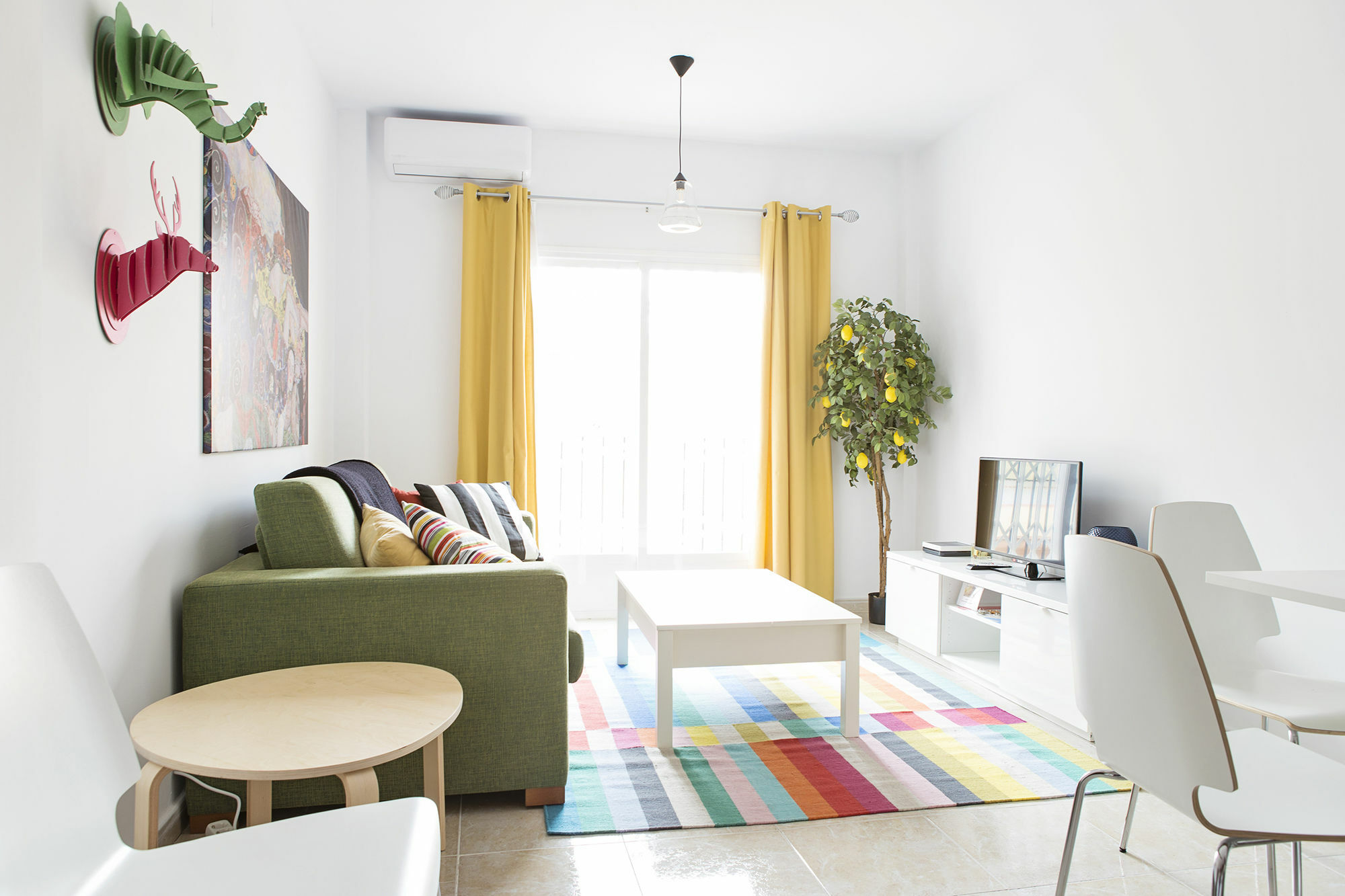 Апартаменты Hello Malaga Flat Delicias Экстерьер фото